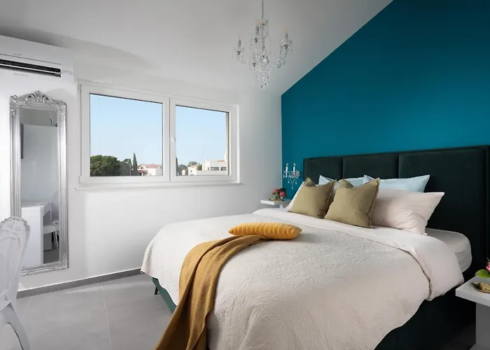 아파트 Penthouse Blue Horizon- A Luxury Penthouse With Infinity Pool, Hot Tub, Sauna And Sea Views! *